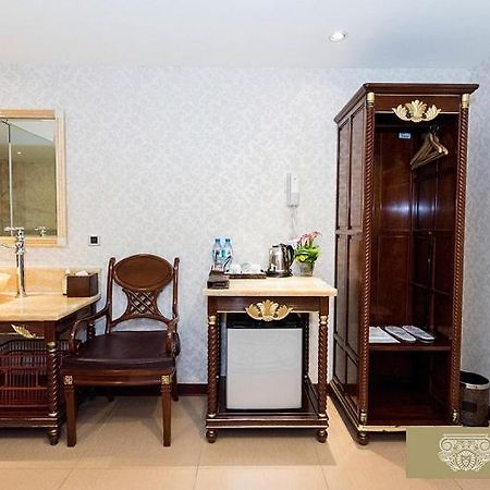 Royal Seasons Hotel Beitou Taipei Esterno foto