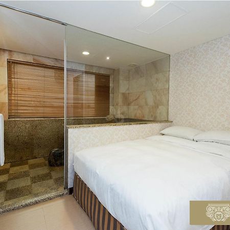 Royal Seasons Hotel Beitou Taipei Esterno foto