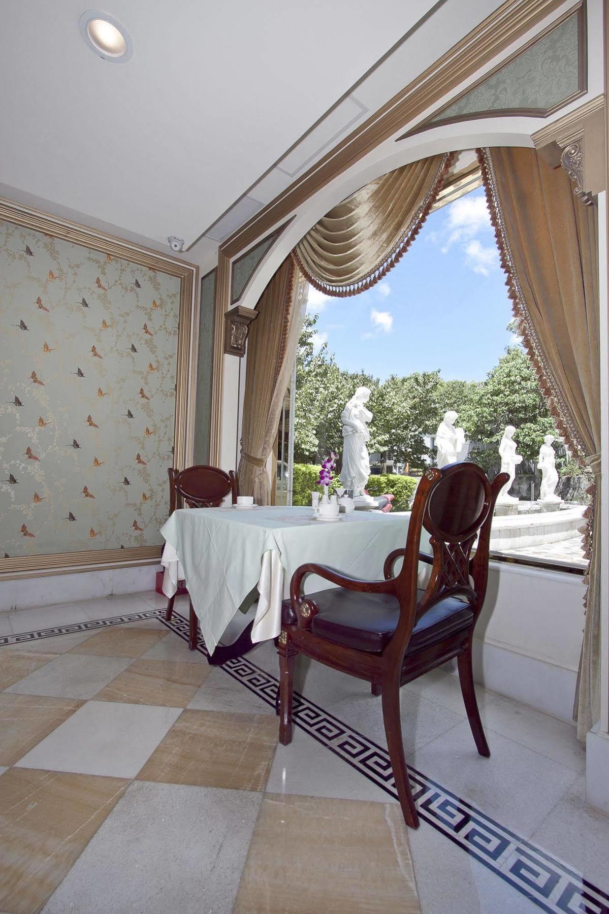 Royal Seasons Hotel Beitou Taipei Esterno foto